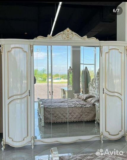 Спальный гарнитур Лорена