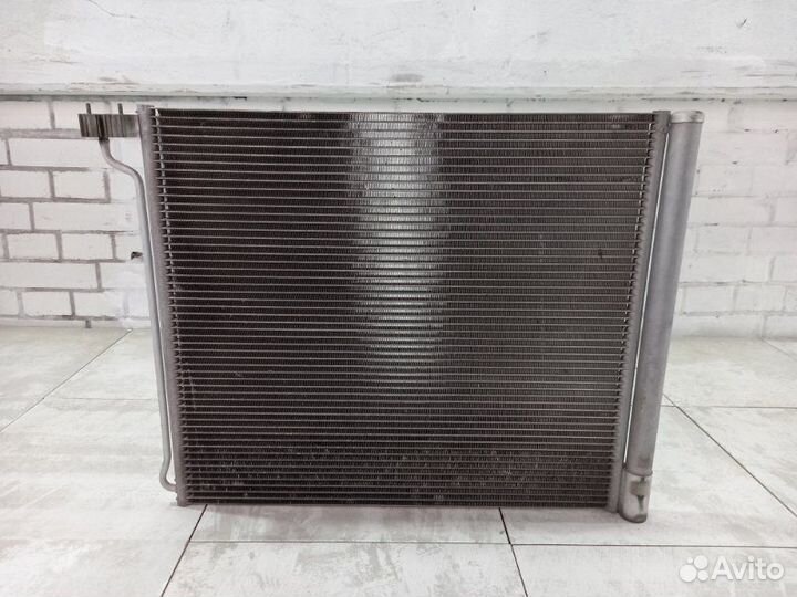 Радиатор кондиционера Bmw X5 E70 N63B44A 2012