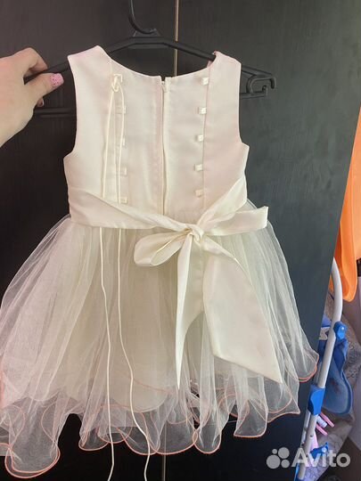 Нарядное платье для девочки