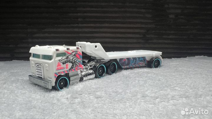 Грузовик с прицепом хот вилс