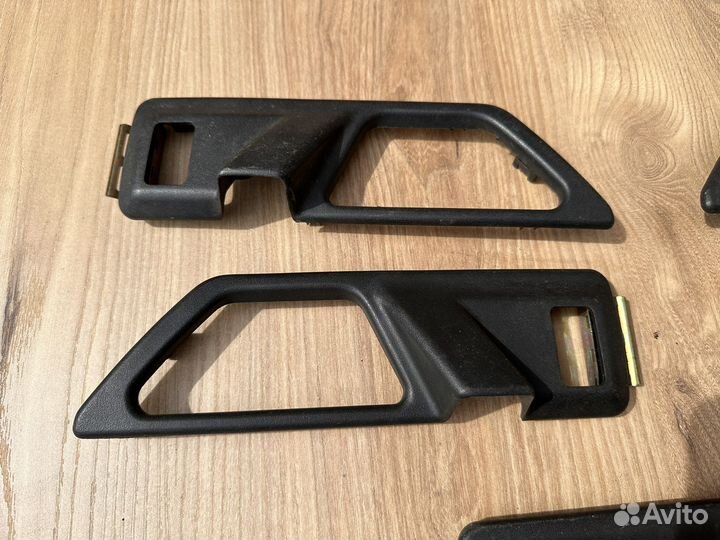 Пластик задних ручек под эсп w124 124 накладки
