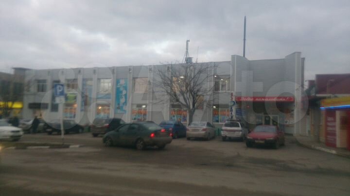 Торговая площадь, 67 м²