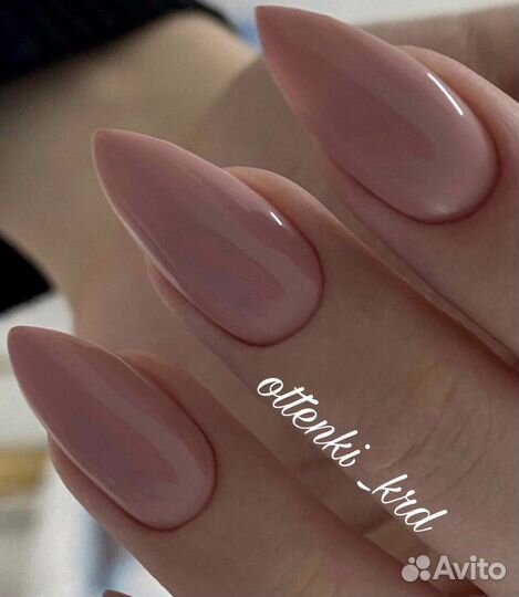 Модели на маникюр с покрытием