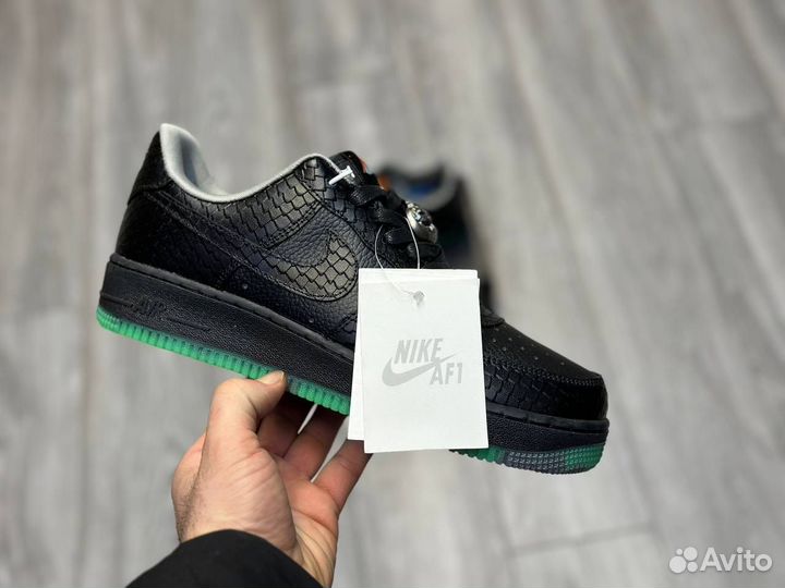 Кроссовки Nike Air Force 1