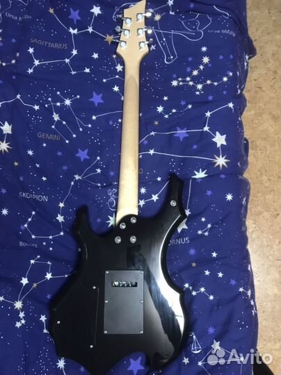 Электрогитара TinarG500, Цвет чёрный