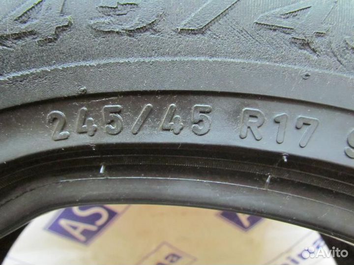 Pirelli Winter 210 SnowControl Serie II 245/45 R17 101K