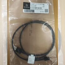 Кабель провод Micro USB Mercedes A2138204402