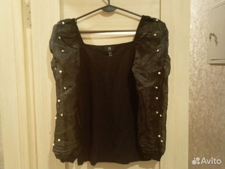 Кофта с рукавами из органзы