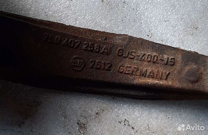 Кулак поворотный Фольксваген Туарег 1