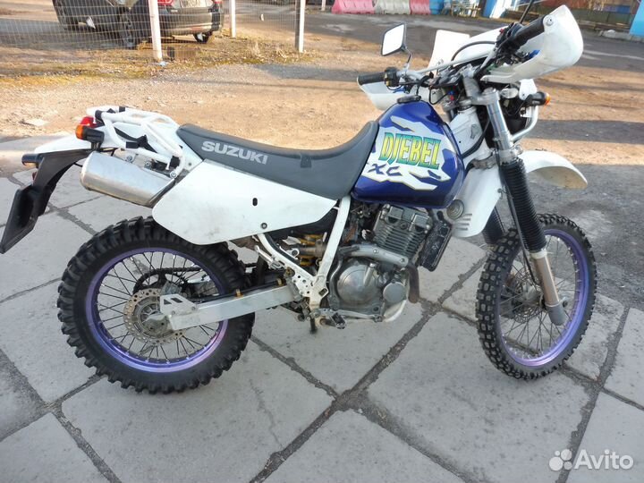 Suzuki djebel 250