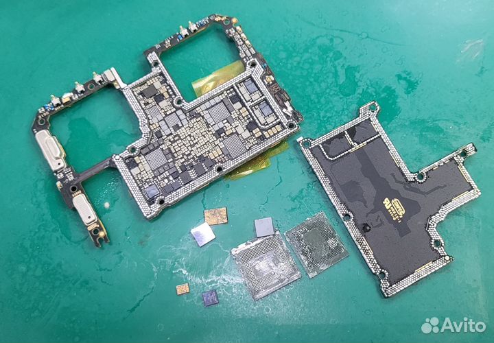 Ремонт телефонов - не включается / перезагружается