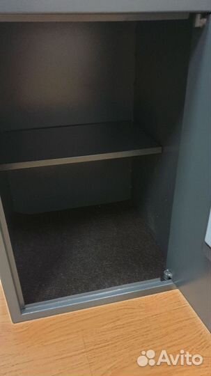 Сейф мебельный