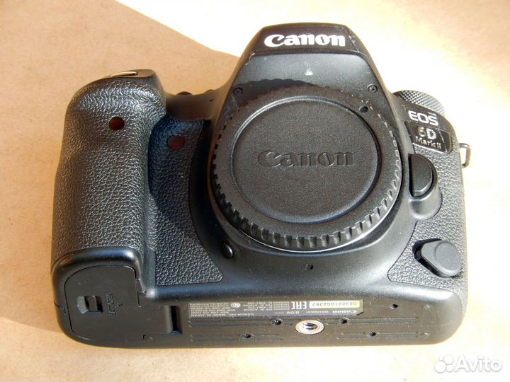 Камера Canon EOS 6D mark II набор