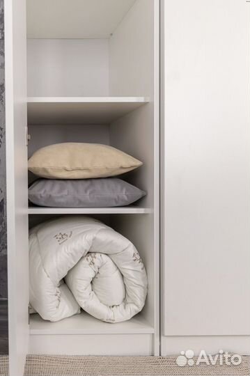 Шкаф белый распашной Классик-4