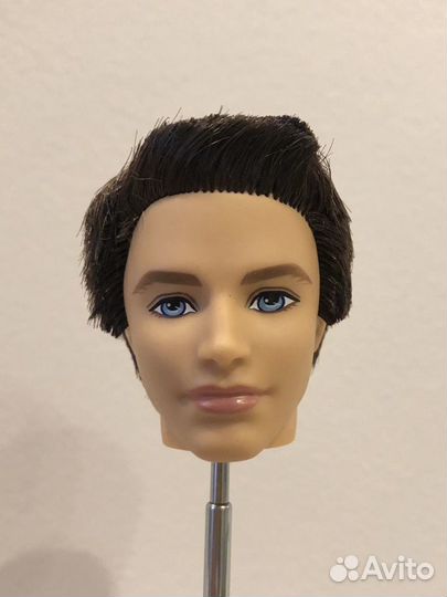 Голова аутфит коробка Ken Fashionistas Sporty Новы