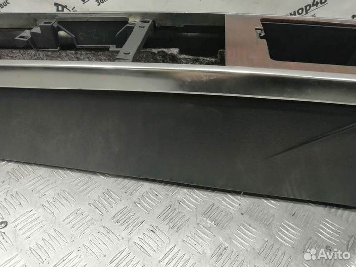 Центральный тоннель Nissan Teana J31