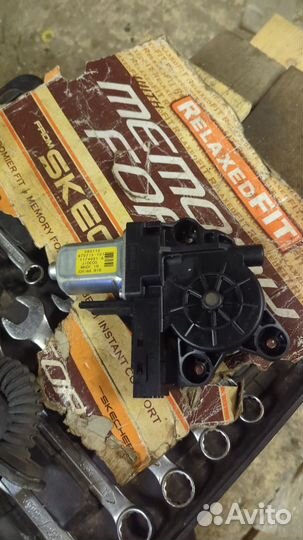 Задняя левая дверь Volvo s80