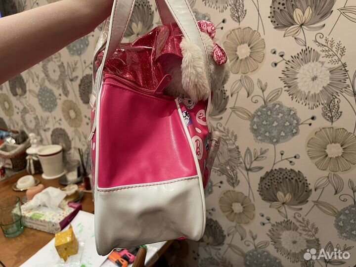 Собака в сумке Barbie