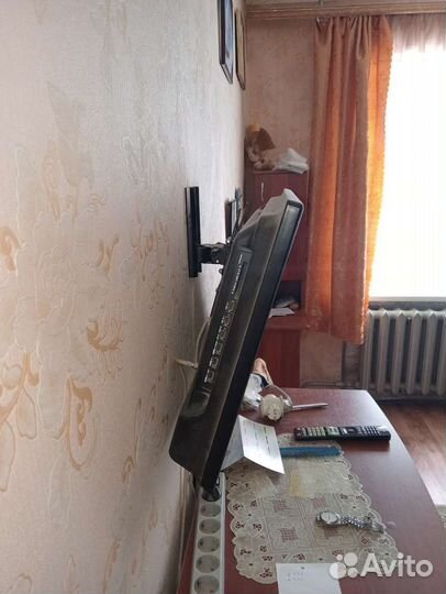 ЖК телевизор