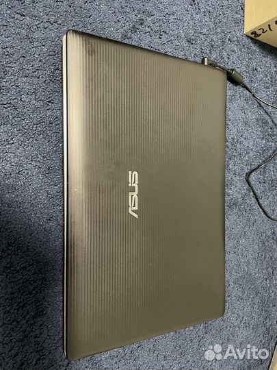 Ноутбук asus