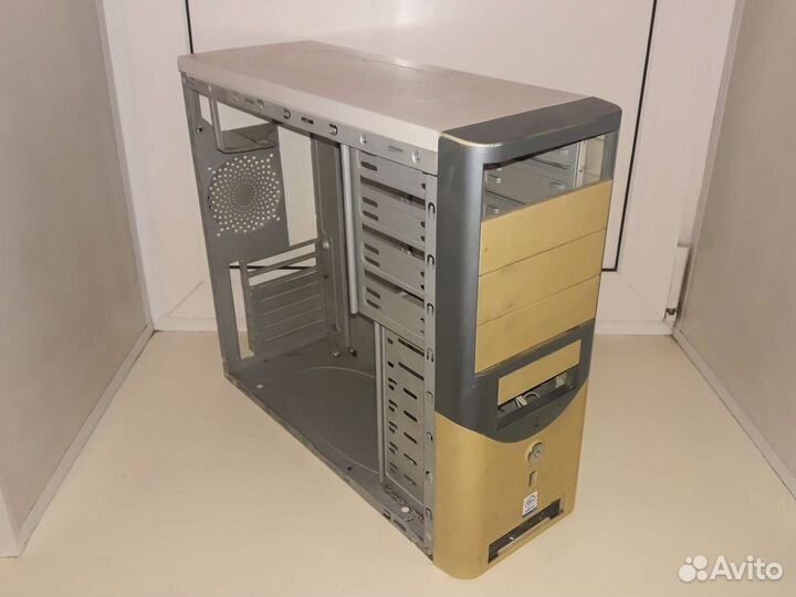 Корпус для компьютера