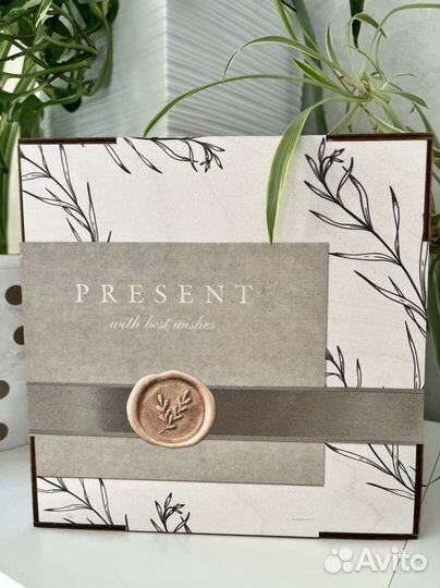 Подарочные коробки из дерева