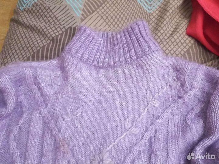 Свитер