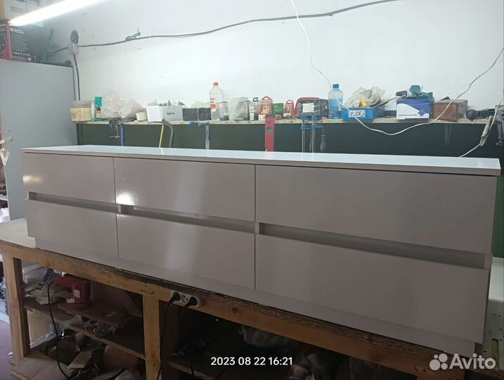 Тумба белый глянец