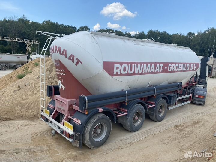 Mercedes-Benz Actros 1841 LS с полуприцепом, 2009