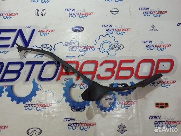 Накладка на порог салона задняя левая Skoda