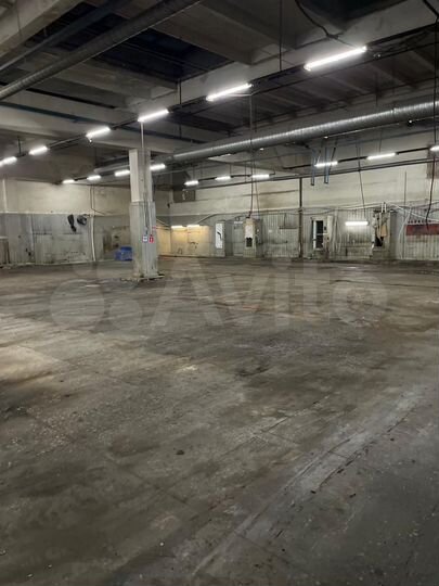 Автосервис, 1800 м²