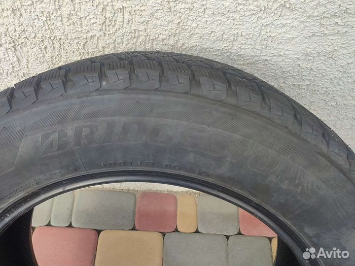 Bridgestone Blizzak DM-V2 235/60 R18 107Q