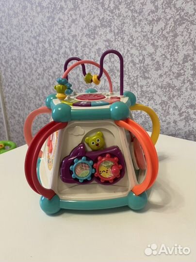 Развивающие игрушки (развивающий центр )