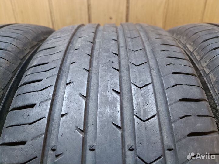 Continental ContiPremiumContact 5 SUV 225/60 R17 99V