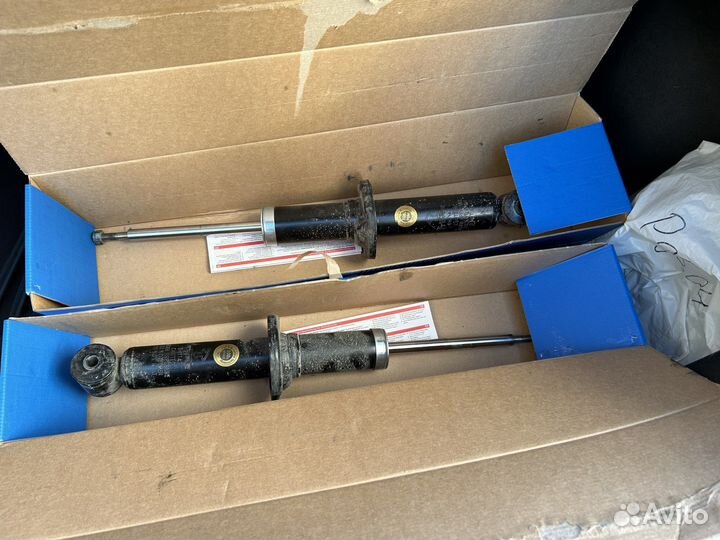Амортизаторы задние на volkswagen или audi