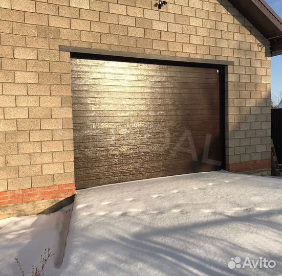 Секционные ворота