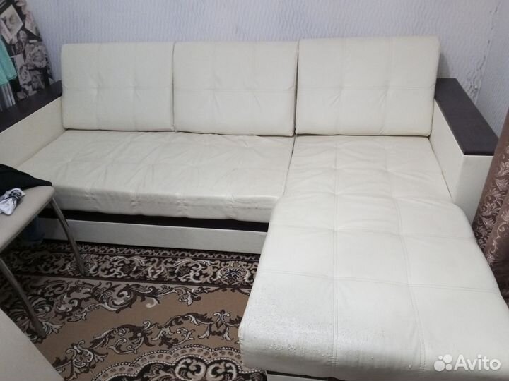 Угловой диван бу
