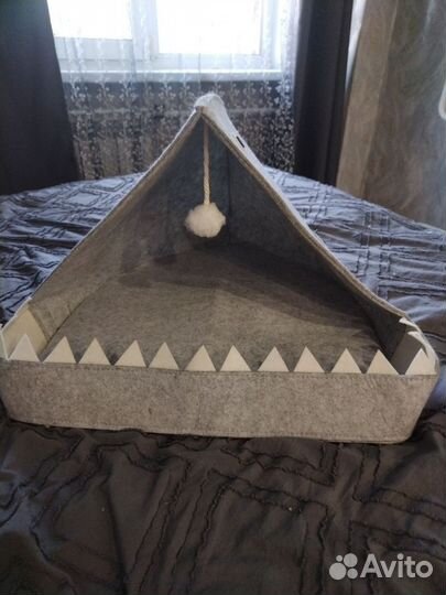 Лежанка для кошек