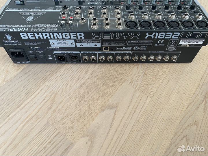 Микшерный пульт behringer xenyx 1832
