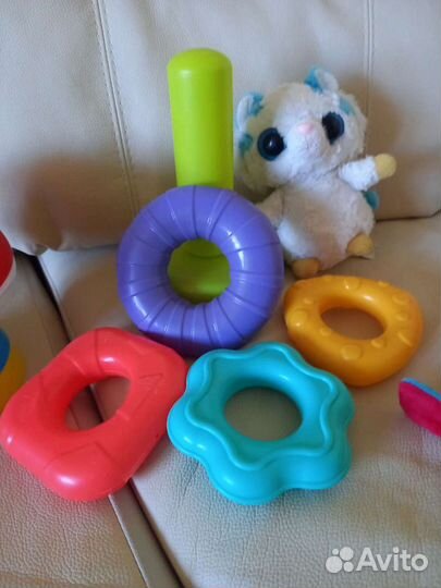 Развивающие игрушки пакетом