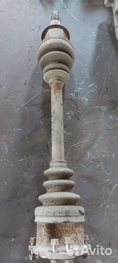 Привод задний левый на Nissan Skyline v35