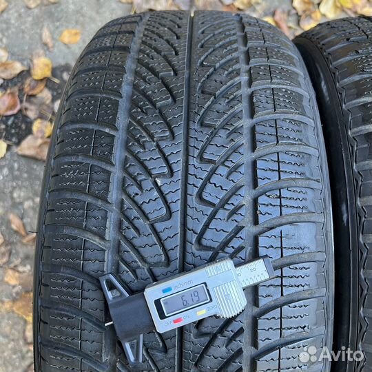 Goodyear UltraGrip 8 Performance 215/45 R17