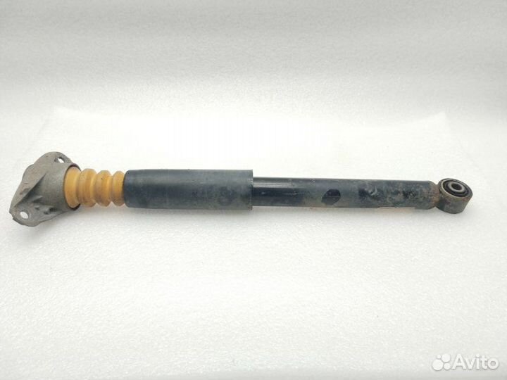 Амортизатор подвески задний Volkswagen Passat B7