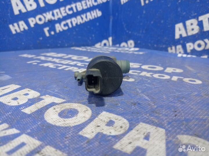 Моторчик омывателя лобового стекла Renault Logan 1