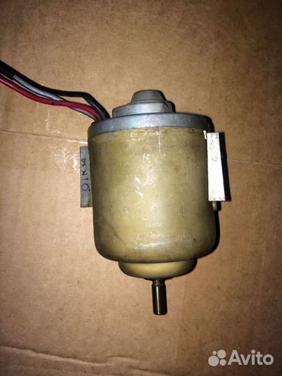 Продам моторчики печки 12вольт