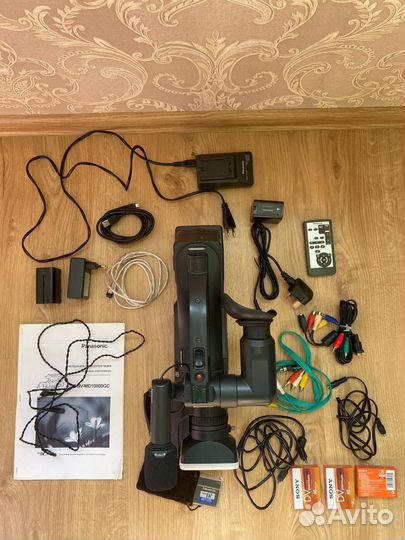 Видеокамера Panasonic NV-MD10000GC