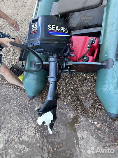 Лодка и мотор 9.9-15 2х тактный