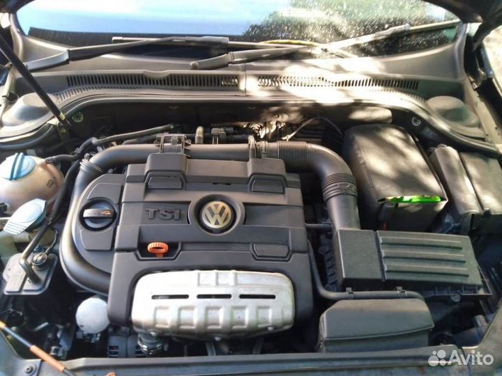 В разборе Volkswagen Jetta (A6) 2012г. 1,4л. 150 л