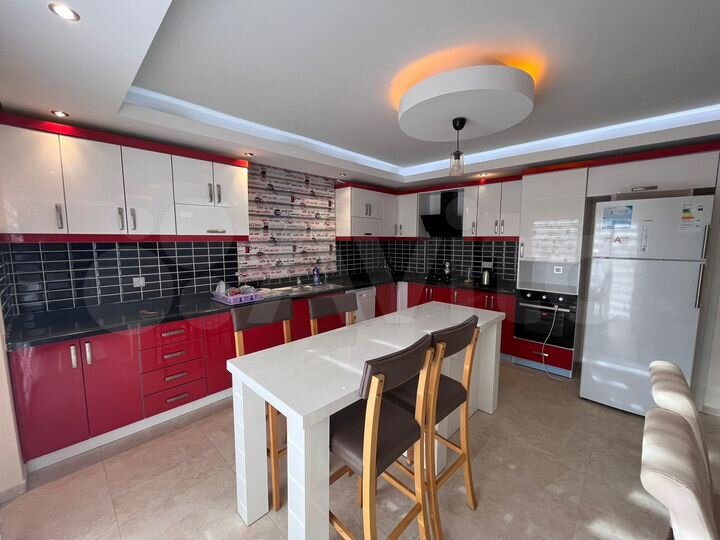 Дом 420 м² (Турция)