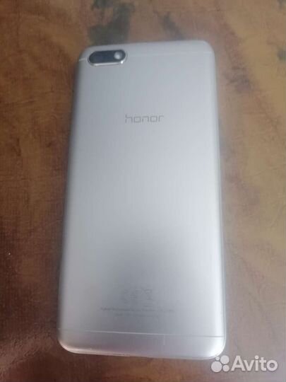 Телефон honor 7а